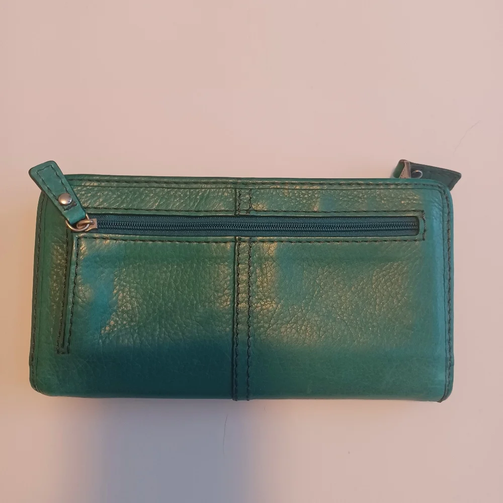 Fossil Leather Billfold Wallet Kelly Green